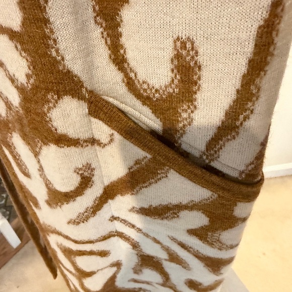 NWT High End Peruvian Connection Rajasthan Knit Gold and Cream Sweater Coat XS - Picture 8 of 9